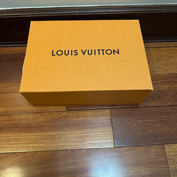 Louis Vuitton Other - Louis Vuitton Signature Orange Box new ( empty )